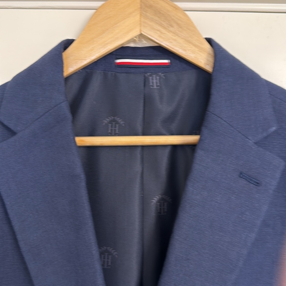 Tommy Hilfiger Navy Blazer - Picture 6 of 7